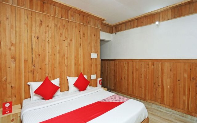 OYO 16895 Holiday Homes