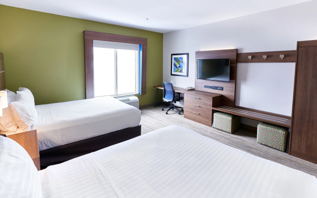 Holiday Inn Express Hotel & Suites Airport Dieppe by IHG
