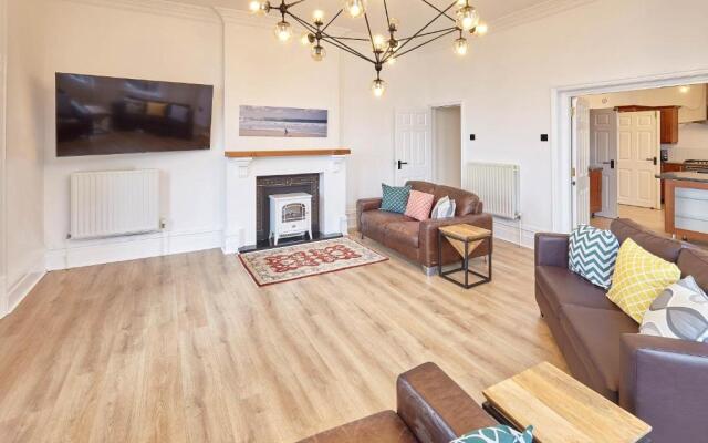 Host Stay Sea Forever Seafront Villa