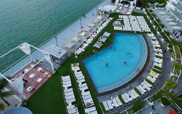 Miami World Rental - Mondrian 808