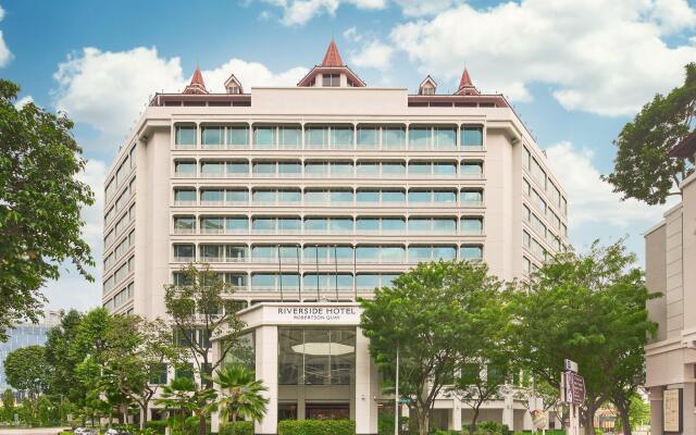 Отель The Robertson House by The Crest Collection