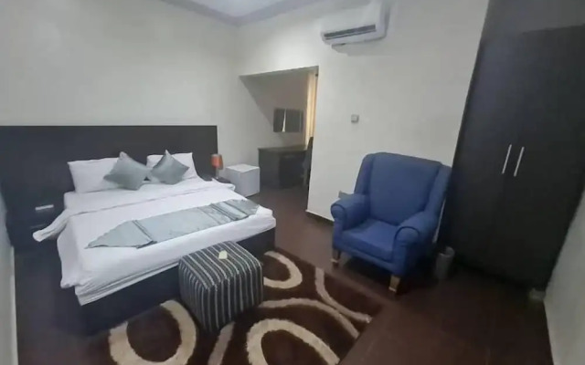 Rolak Hotel and Suites