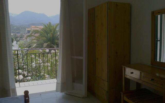 BeachFrontSalvanos aparthotel 