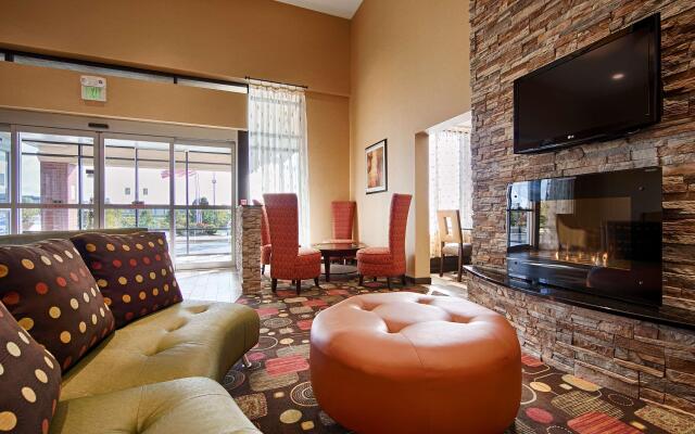 Best Western Luxbury Inn Fort Wayne