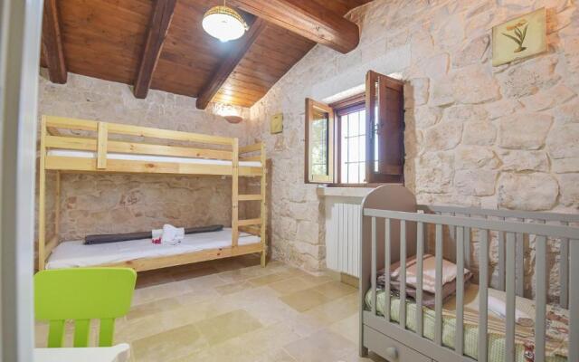 TRULLI ITALIA 6&2, Emma Villas