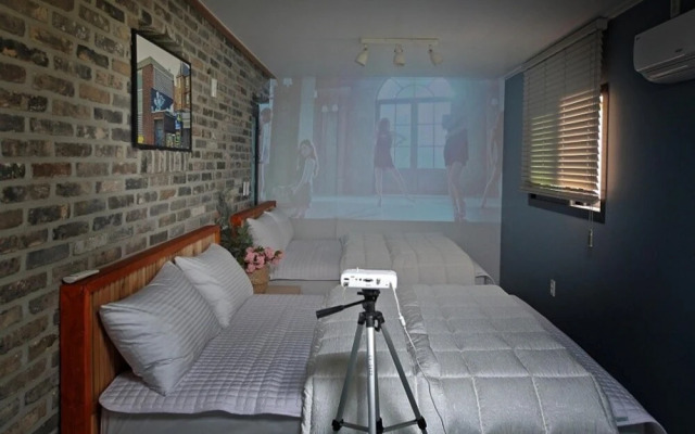 Gyeongju Oslo Pool Villa