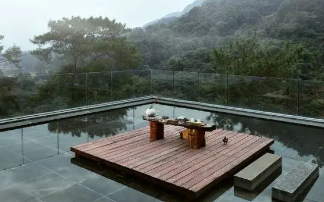 Hongzhushan Hotels & Resorts Chanyi Shanju