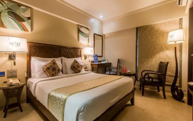 OYO Premium NH 8 Dahisar Mumbai