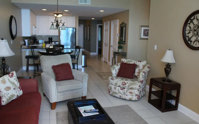Lighthouse 1418 - 3 Br condo