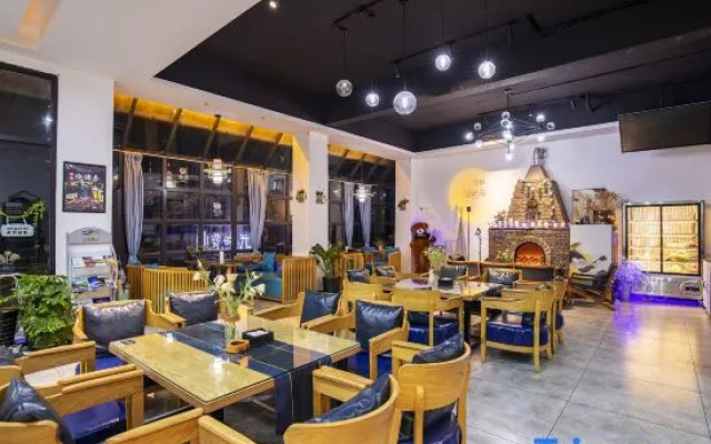 Shangji Shiguang Hot Spring Light Luxury Inn