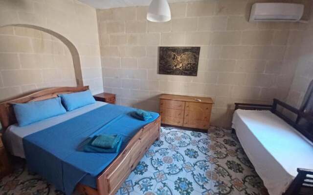 Peace Heaven Farmhouse Zebbug Gozo, With Pool