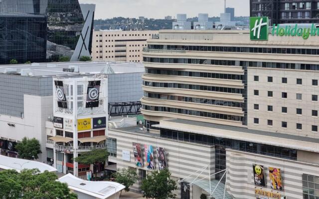 Holiday Inn Johannesburg - Rosebank by IHG