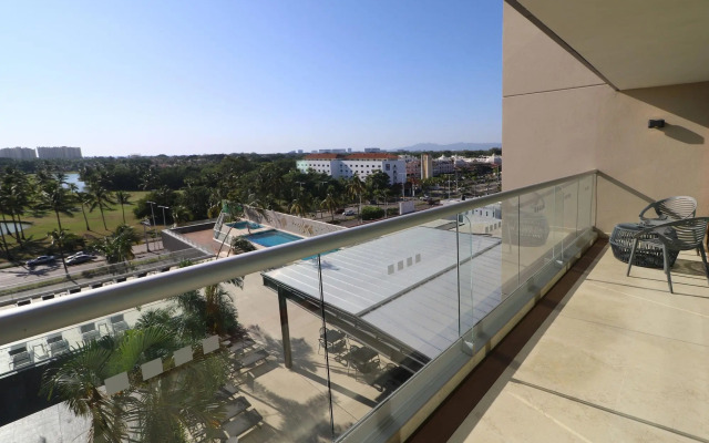 Holiday Inn & Suites Puerto Vallarta Marina & Golf by IHG