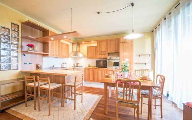Bright Apartments Desenzano - Caravelle Pool