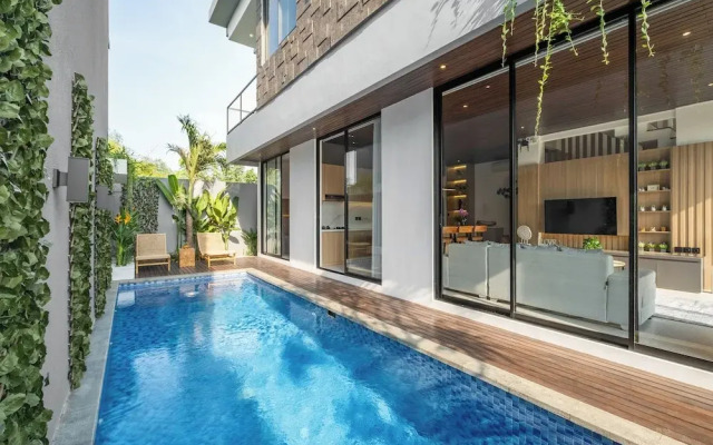Serene Retreat Villa Ayra by Azure