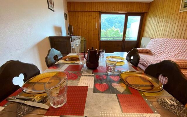 Appartement Le Grand-Bornand, 1 pièce, 4 personnes - FR-1-241-75