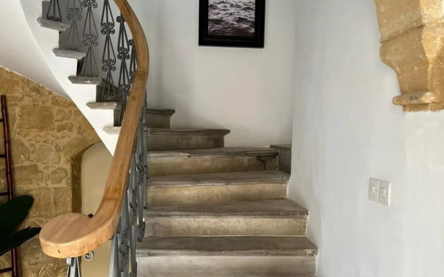 Unique and Renovated House Down Town Nicosia - Old City