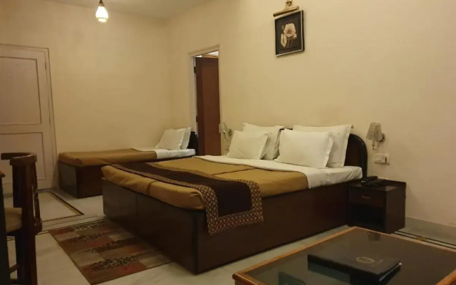 Hotel Corbett Kingdom