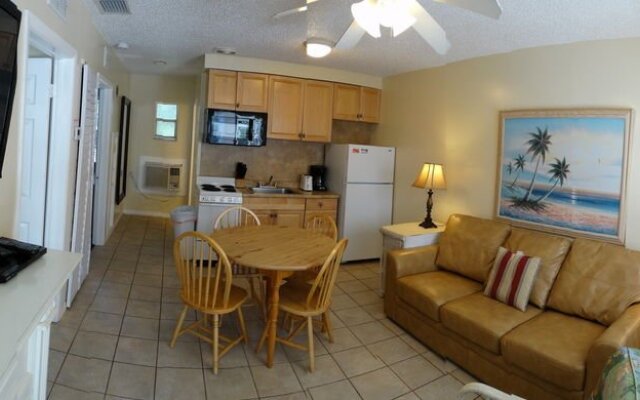 White Sands Beach Resort - Anna Maria Island
