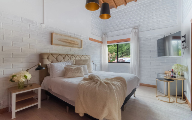 TEVA Glamping & Retreat