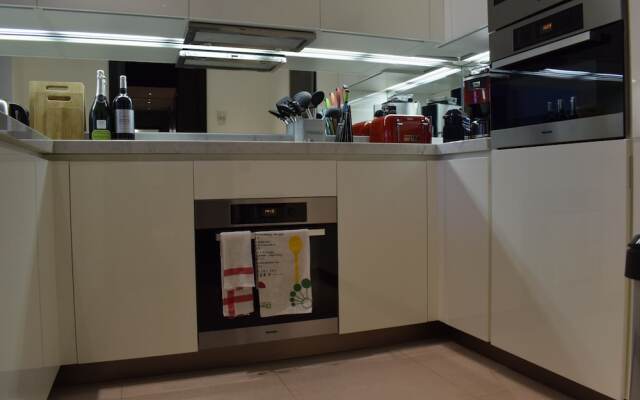 Knightsbridge 3 Bedroom House With Balcony