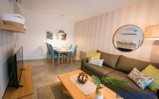 273 Avenida Victoria Aguirre I