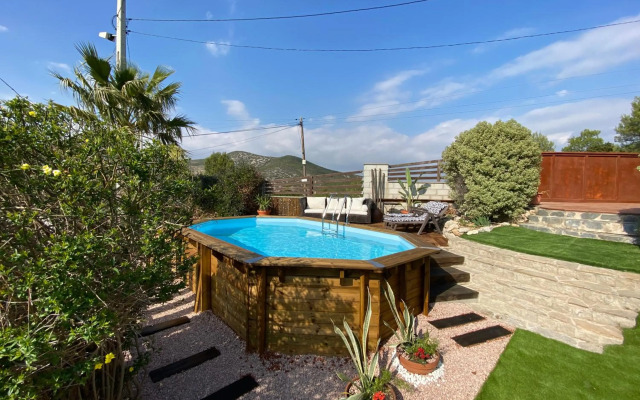 Amazing Vila close to Sitges, jacuzzi, swimming pool & exellent views