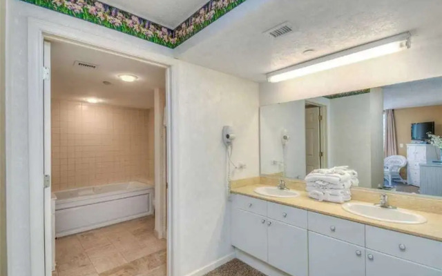 Brighton Two-bedroom Apartment 405