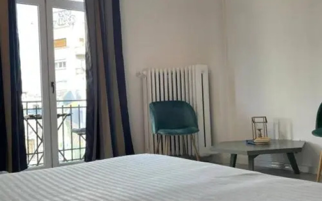 Outstanding 3BR Ultracentral cityview balcony AAA