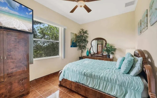 Aa15432 South Gulf Cove 4