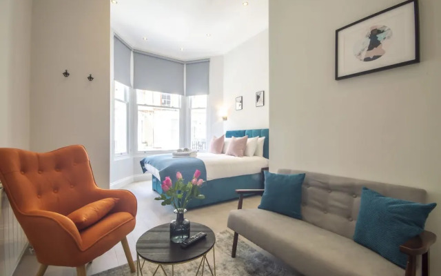 High Street Kensington by Viridian Apartments