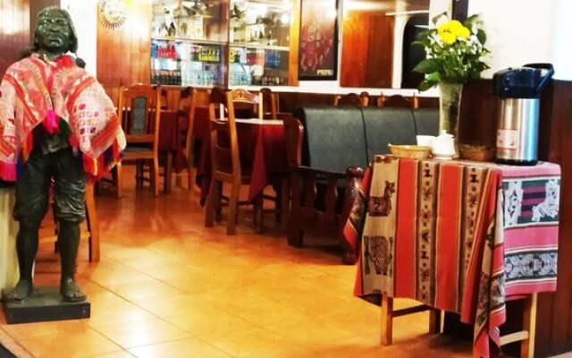 Hotel Ayllus