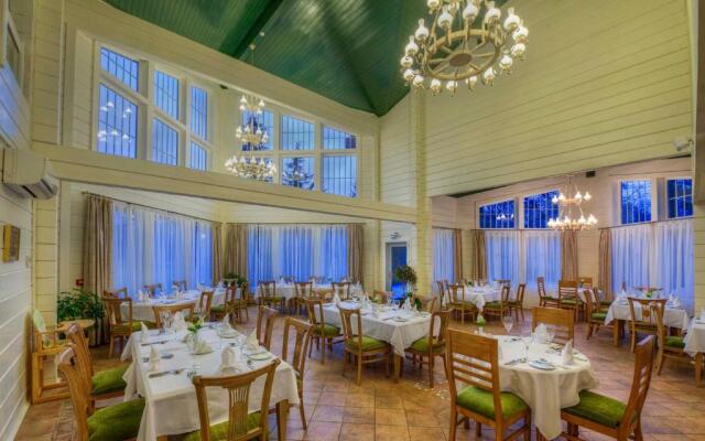 River Inn Boutique Hotel