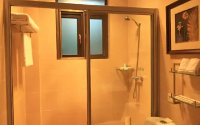 Phoenix Hotel