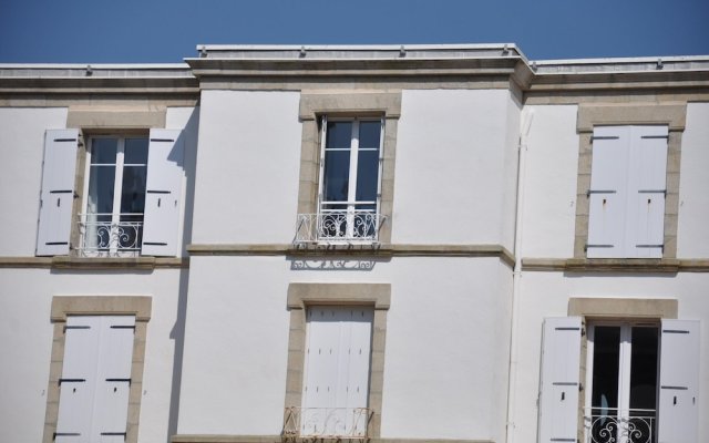 Apartment With One Bedroom In Fouesnant With Wonderful Sea View 50 M From The Beach