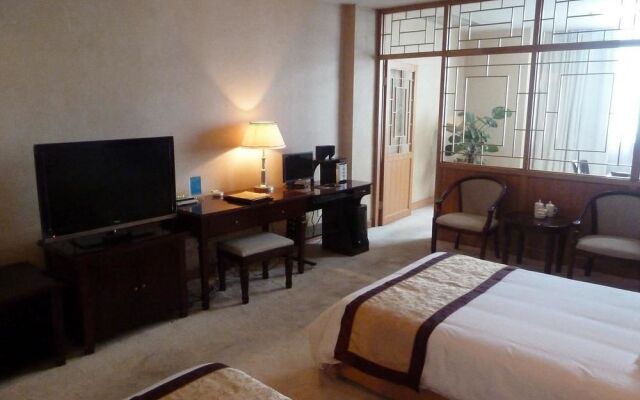 Liangyuan International Hotel - Suining