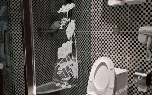 Edge Point Voice Intelligent Hotel