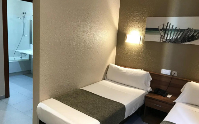 Aneto Hotel