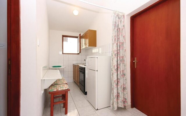 Awesome Home in Sibenik With Wifi and 3 Bedrooms