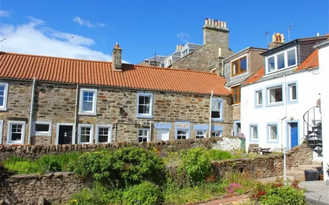 Cosy Cottage Next to the Shoreline in Cellardyke