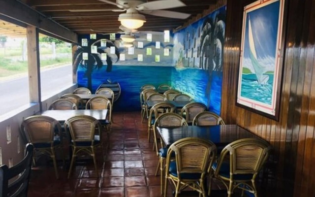 Trade Winds Guesthouse