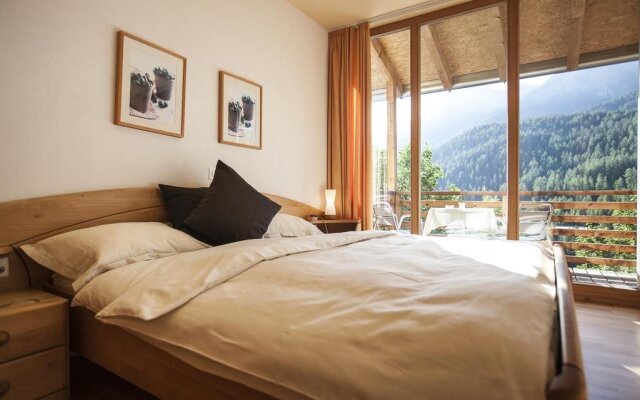 Hotel Arnica Scuol - Adults only