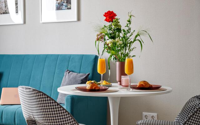 Сутки как дома на улице Героя Пешкова 14/4