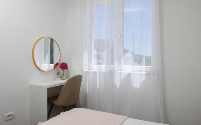 Apartments Sandra Solitudo I