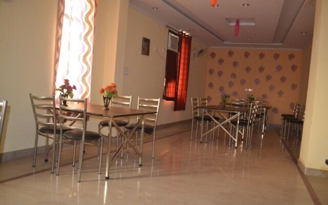 Hotel Aicon Palace