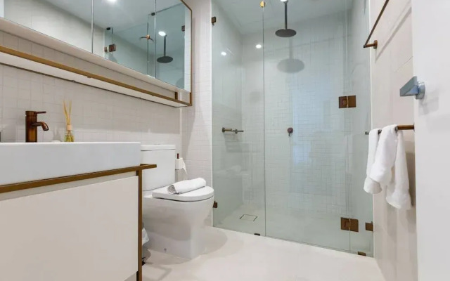 Perfect Location 2 Bdrs Apartment@glen Waverley