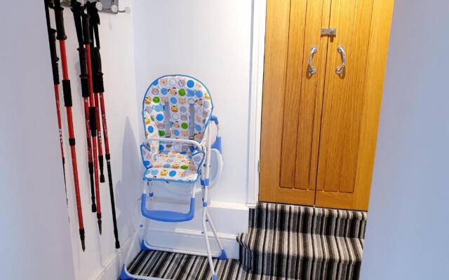 Central Windermere Luxury two bed Apartment Dog Friendly