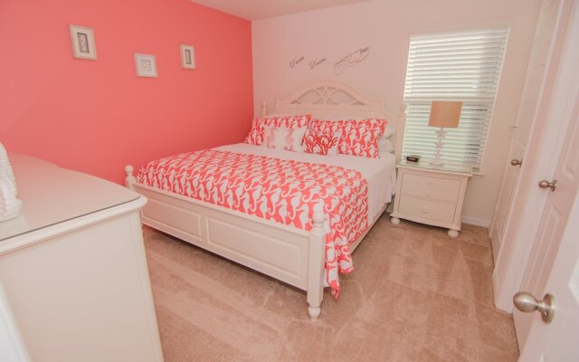 The Shire 6 Bedroom House w Pool - 4705TS