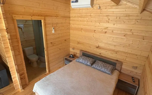 Leon Guest Cottages