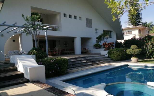 JUUB Exclusive 4 bedroom house at Cuernavaca